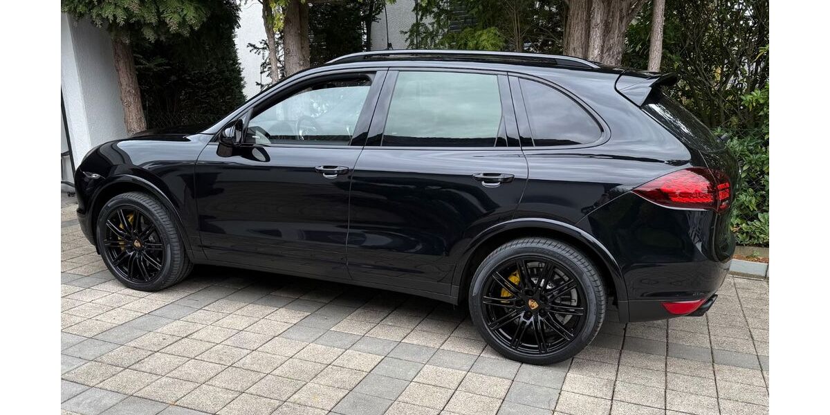 Porsche Cayenne 123.000 km 38.000 &euro; Zirndorf 90513