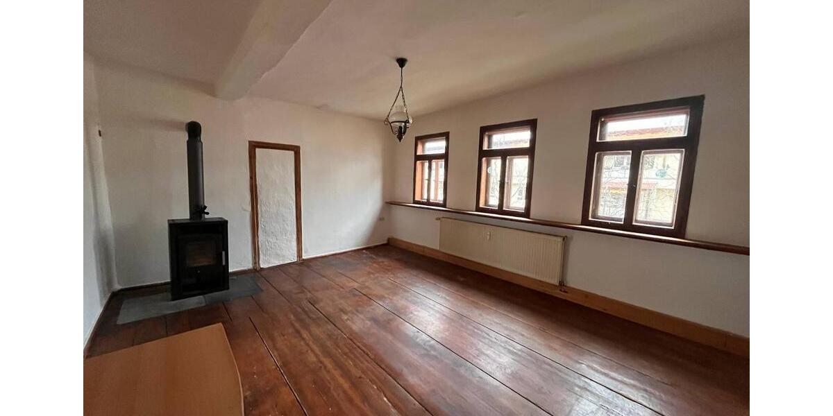 Etagenwohnung Neustadt an der Orla - 3 Zimmer, 70 m&sup2;, 450&euro; | Angebot:25994964