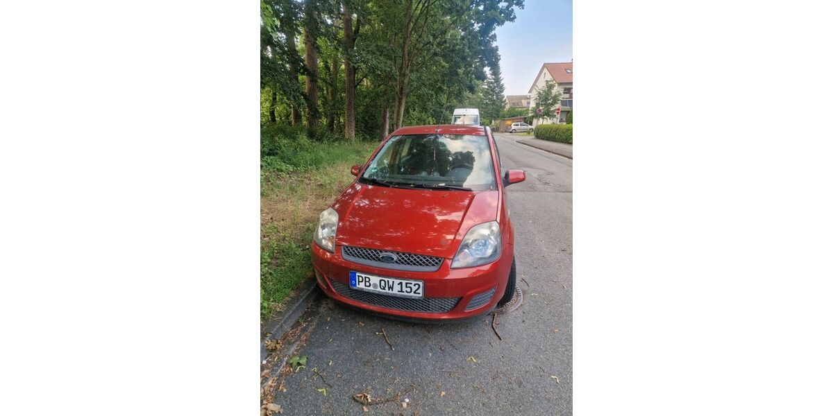 Ford Fiesta 169.200 km 700 &euro; Bad Lippspringe 33175