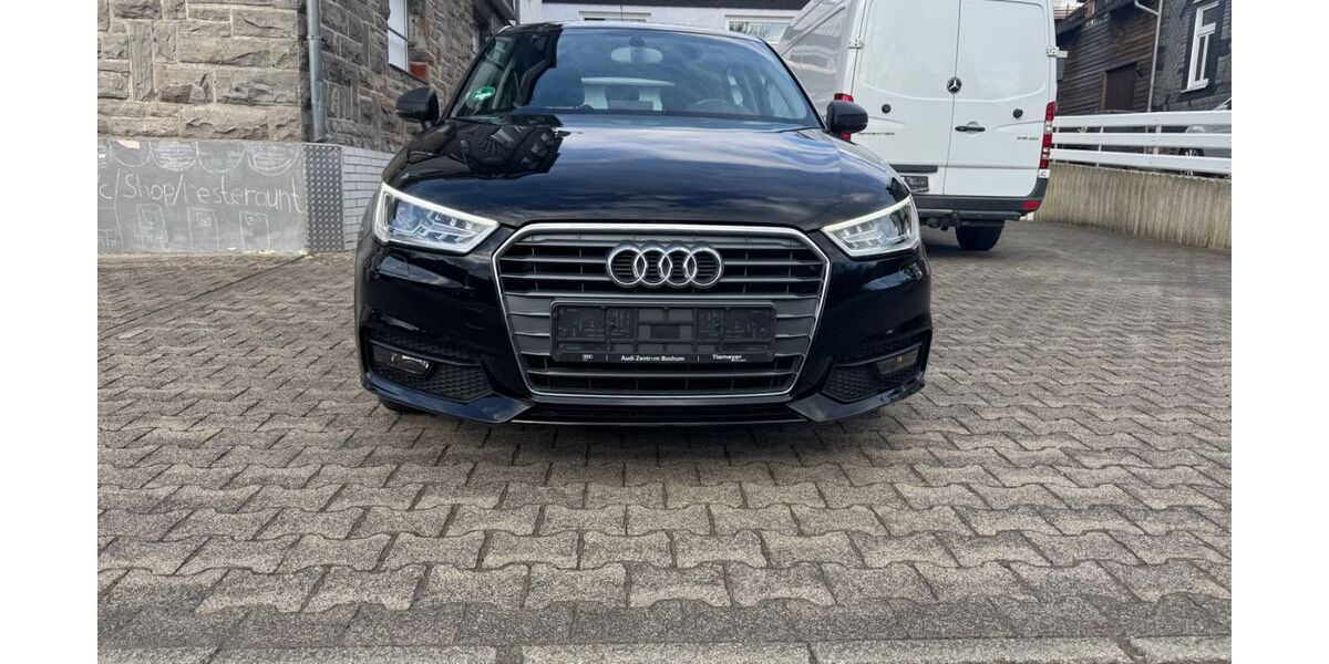 Audi A1 64.800 km 11.300 &euro; Winterberg 59955