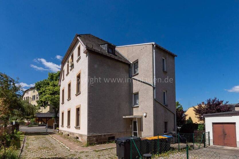 teil vermietetes Mehrfamilienhaus zum Kauf in Rodewisch nahe Auerbach und Plauen - 6 Wohneinheiten
