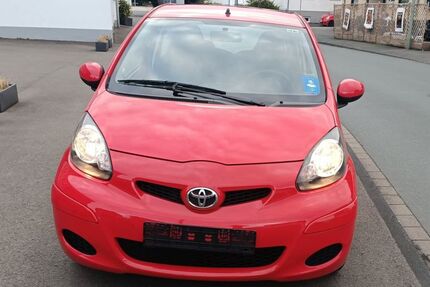 Toyota Aygo (X) 180.000 km 2.900 &euro; siegen 57074
