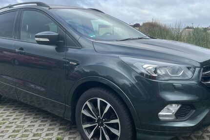 Ford Kuga 141.699 km 10.499 &euro; Mittenwalde 15749