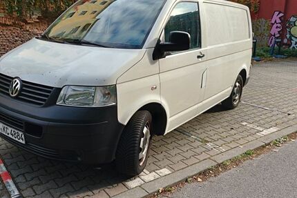 VW T5 Transporter 215.400 km 3.500 &euro; Berlin 10999