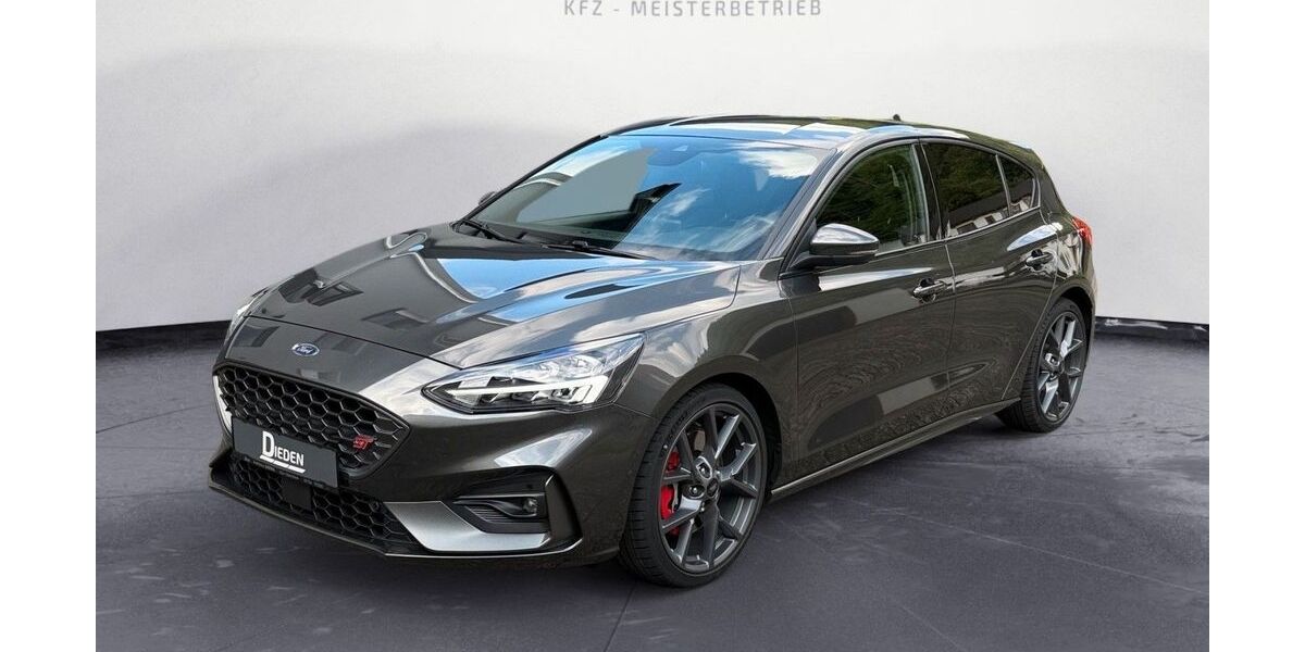 Ford Focus 38.629 km 25.900 &euro; Idar-Oberstein 55743