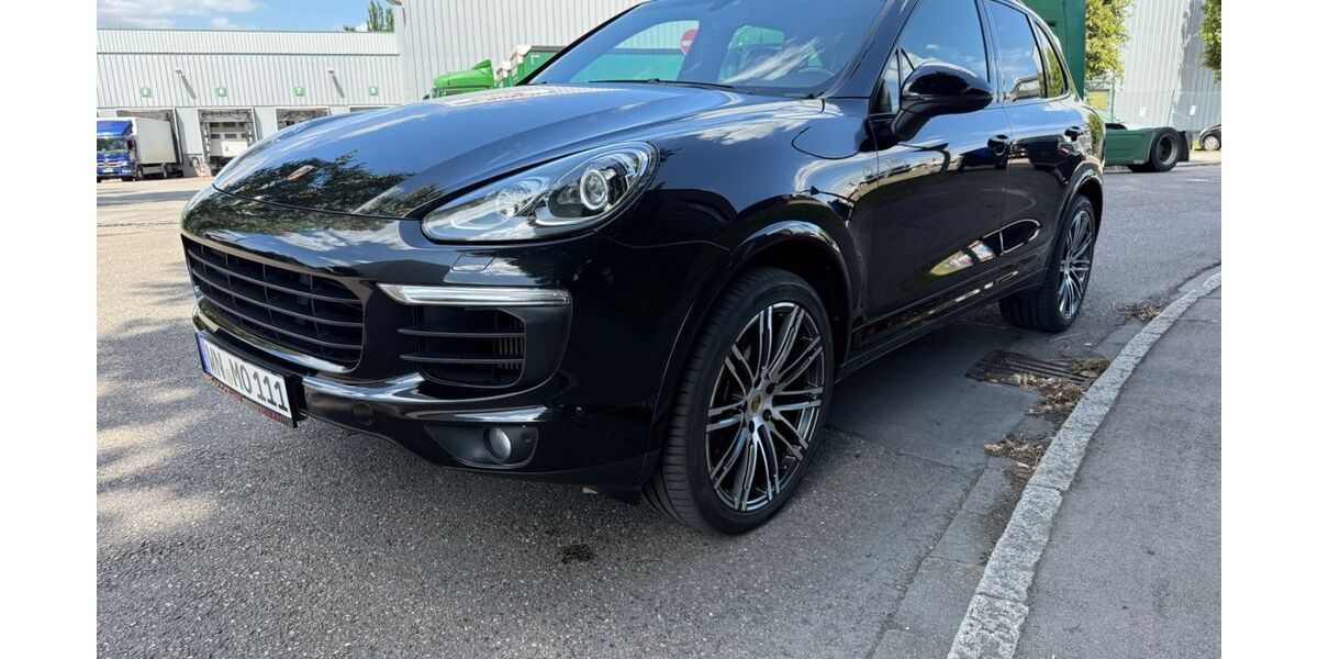 Porsche Cayenne 215.250 km 27.500 &euro; Waiblingen 71332