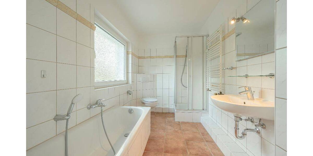 Mehrfamilienhaus, Wohnhaus Hamburg Rahlstedt - 9 Zimmer, 232 m&sup2;, 990.000&euro; | Angebot:26843853