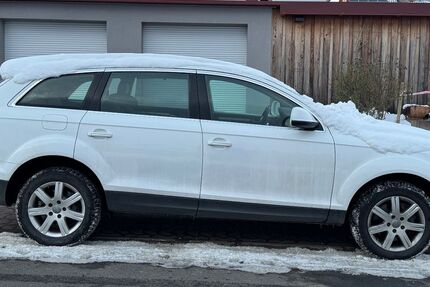 Audi Q7 176.000 km 11.999 &euro; Wasserlosen 97535