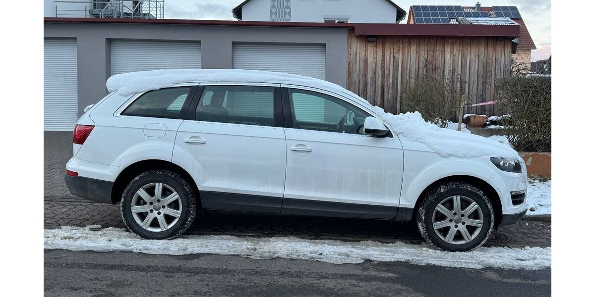 Audi Q7 176.000 km 11.999 &euro; Wasserlosen 97535