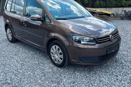 VW Touran 248.500 km 6.050 &euro; Versmold 33775