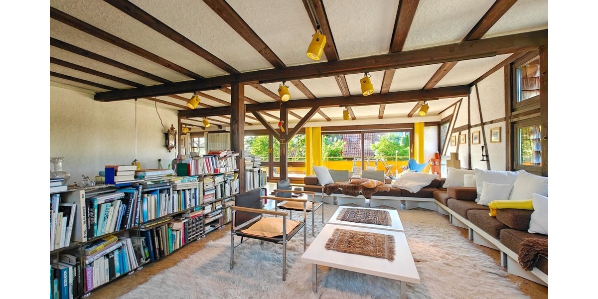 928 m² Grundstück, Charmantes Fachwerkhaus mit Ausbaureserve - Wohnen & Arbeiten unter einem Dach - Bauernhaus, Landhaus Reutlingen Rommelsbach | Angebot:24690906