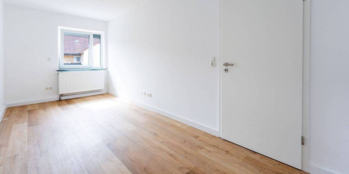 Reihenmittelhaus Straubing - 4 Zimmer, 121 m&sup2;, 1.140&euro; | Angebot:25664872