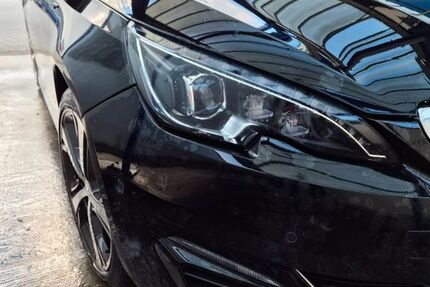 Peugeot 308 80.000 km 13.750 &euro; Neustadt in Holstein 23730