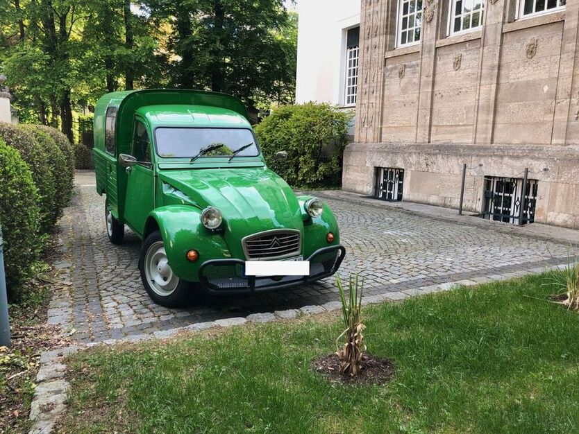 2 CV