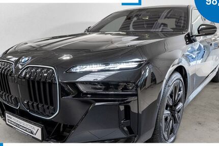 BMW i7 2.554 km 131.890 &euro; Remscheid 42897