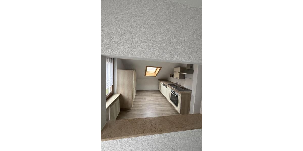 Dachgeschoßwohnung Nürtingen - 3 Zimmer, 70 m&sup2;, 275.000&euro; | Angebot:24605428