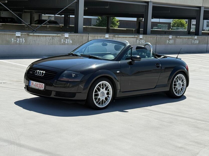 Audi TT 111.000 km 8.999 € Ingolstadt 85057