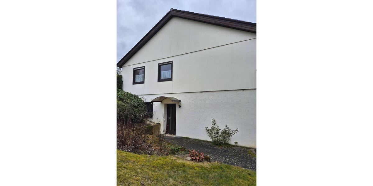 Einfamilienhaus Gerolstein - 7 Zimmer, 142 m&sup2;, 190.000&euro; | Angebot:25138987