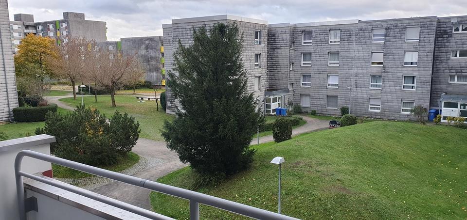 Renovierte 2-Zi.-Wohnung mit EBK, 55m² zimmer