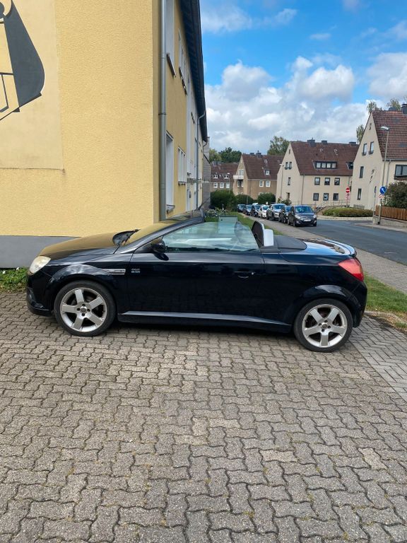 Opel Tigra 191.544 km 1.999 € Witten 58455