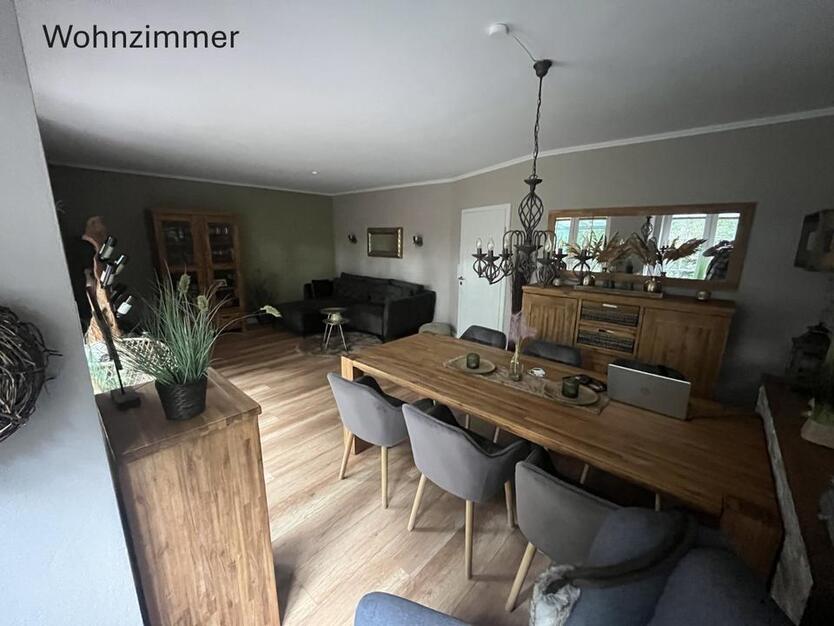 PROVISIONSFREI: Besondere Doppelhaushälfte in Hude (Ortsnähe) zimmer
