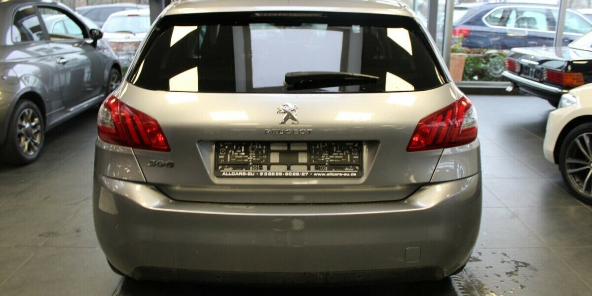 Peugeot 308 1.5 BlueHDi Allure Pack 61.193 km 13.980 &euro; Euskirchen 53881