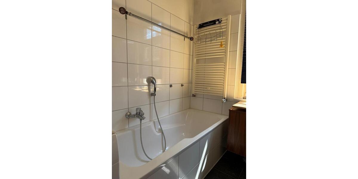 Etagenwohnung Rottenburg am Neckar - 4 Zimmer, 120 m&sup2;, 1.290&euro; | Angebot:26641218