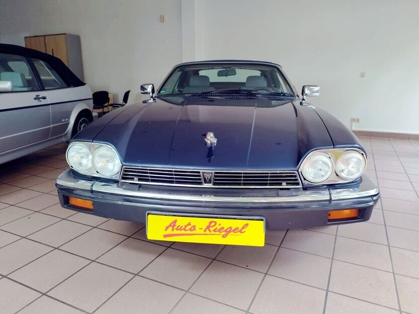 XJS