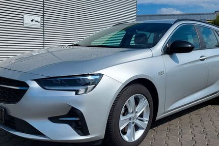 Opel Insignia 101.000 km 10.990 € Nürnberg 90449