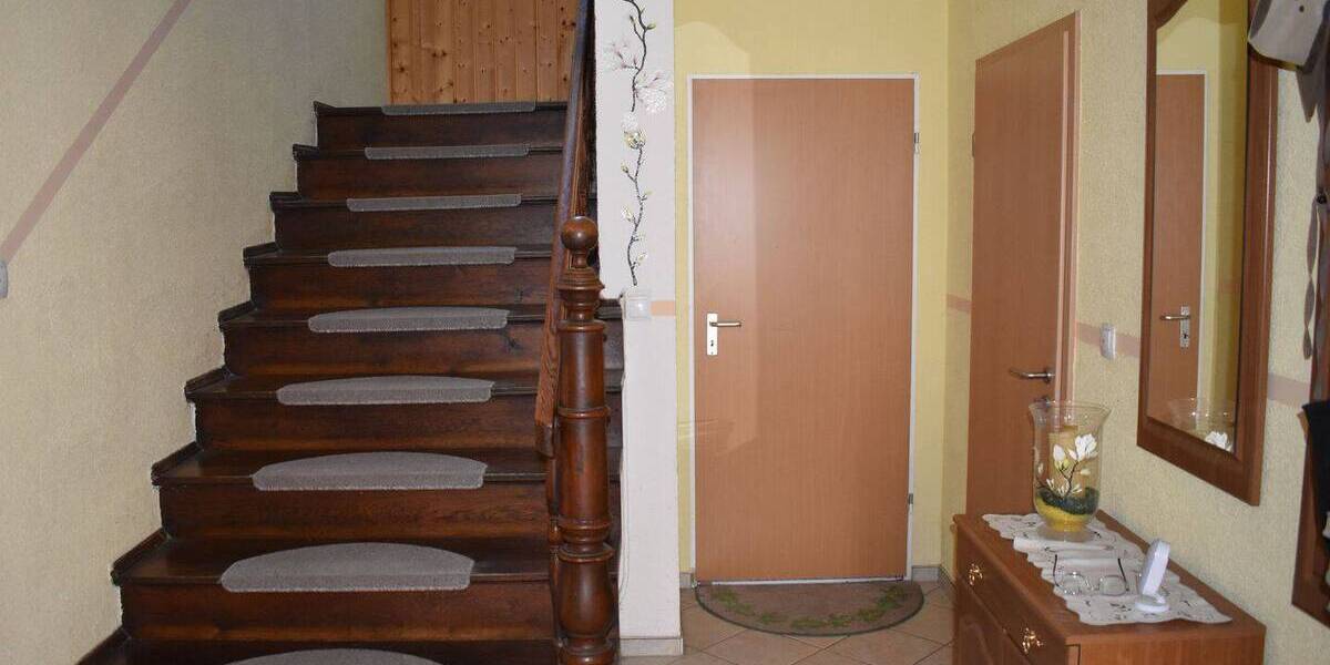 Bauernhaus, Landhaus Kohren-Sahlis Dolsenhain - 7 Zimmer, 198 m&sup2;, 298.000&euro; | Angebot:26246017