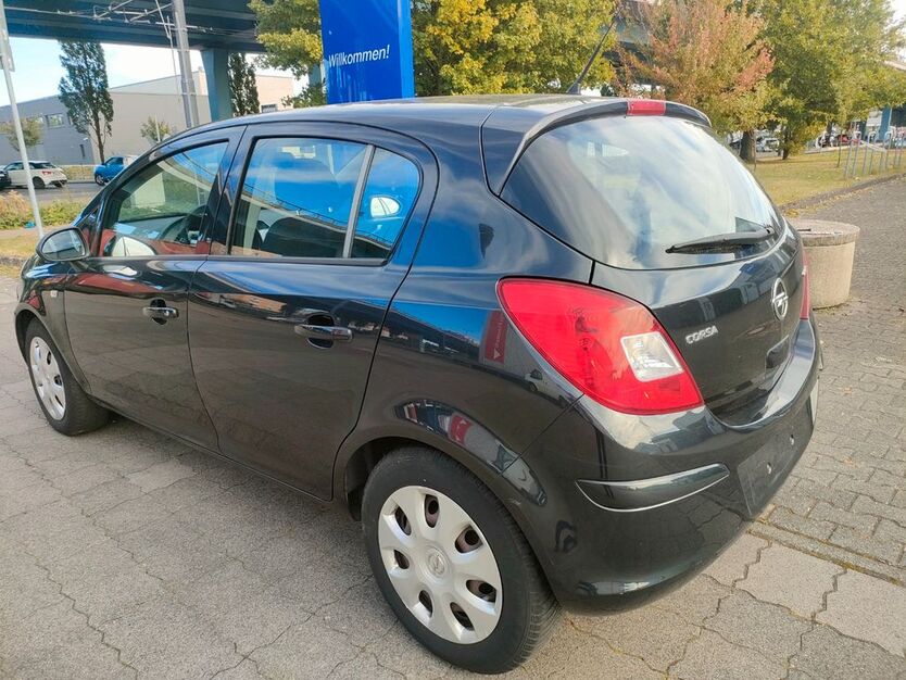 Opel Corsa 160.000 km 2.400 € Bremen 28199