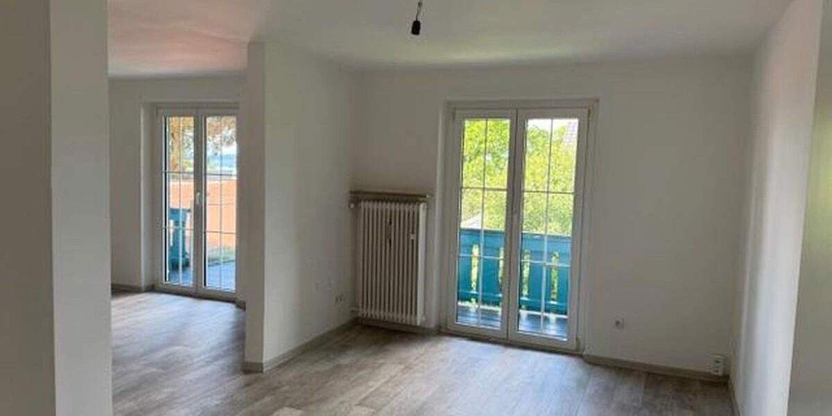 Ruhige 5 Zi-Whg. in Berg mit Balkon, renoviert 5 zimmer