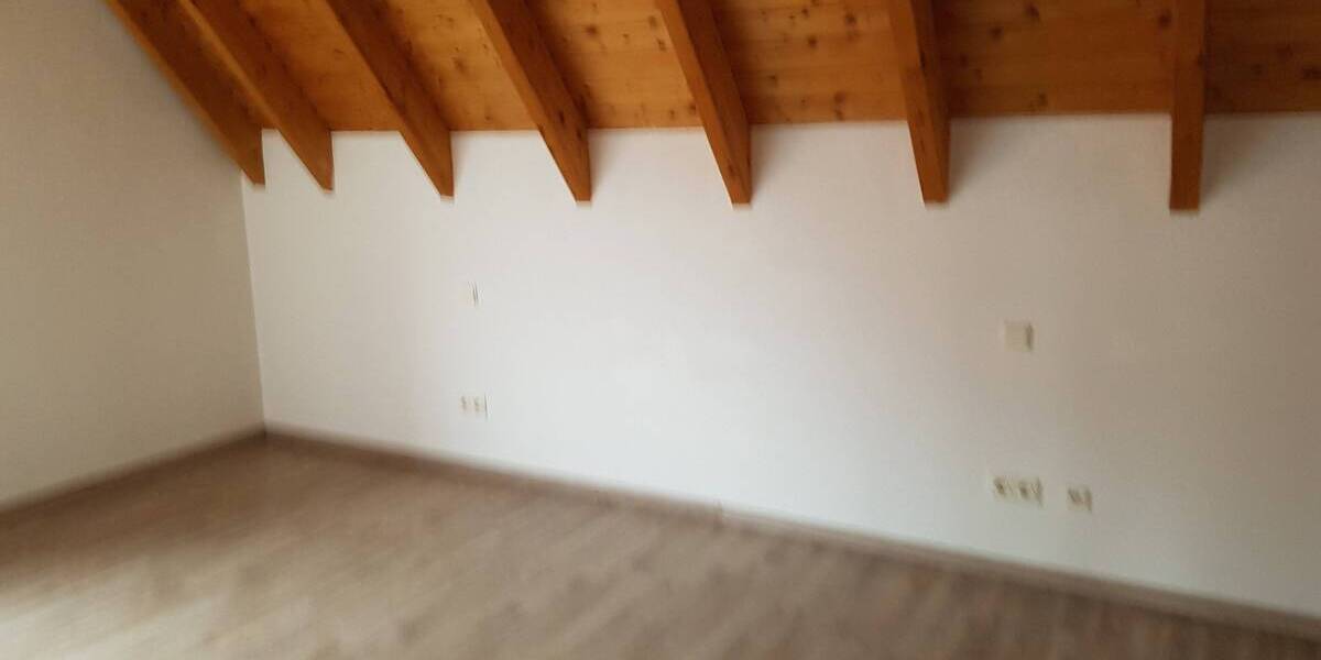 Etagenwohnung Höchberg - 5 Zimmer, 160 m&sup2;, 589.000&euro; | Angebot:25666584