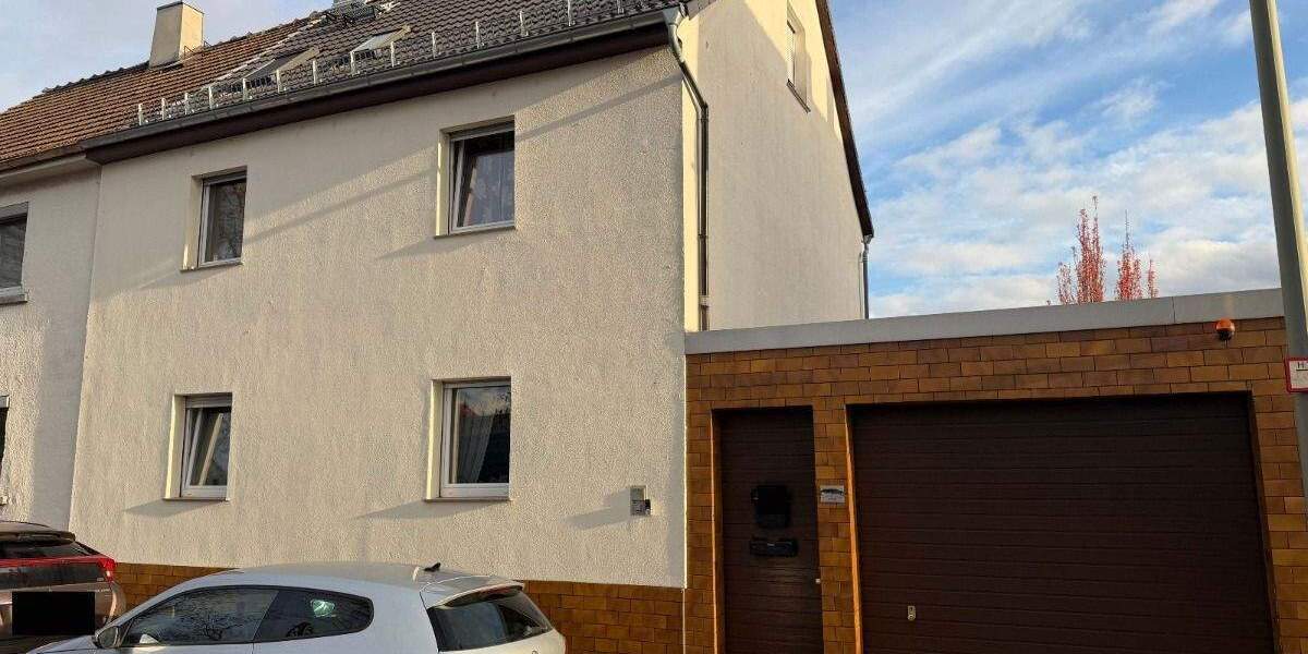 Mehrfamilienhaus in Flörsheim am Main zu verkaufen. 6 zimmer