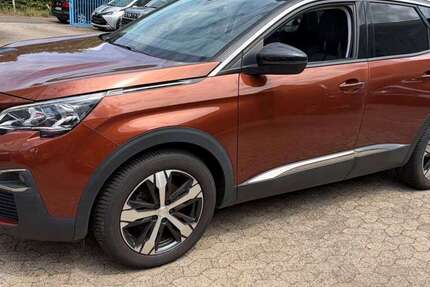 Peugeot 3008 146.900 km 9.900 &euro; Saarbrücken 66115