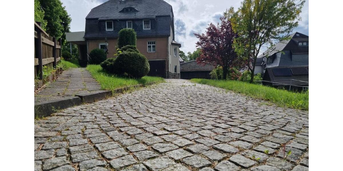 Haus Zweifamilienhaus in Traumlage von Thum Stadtnähe 9 zimmer
