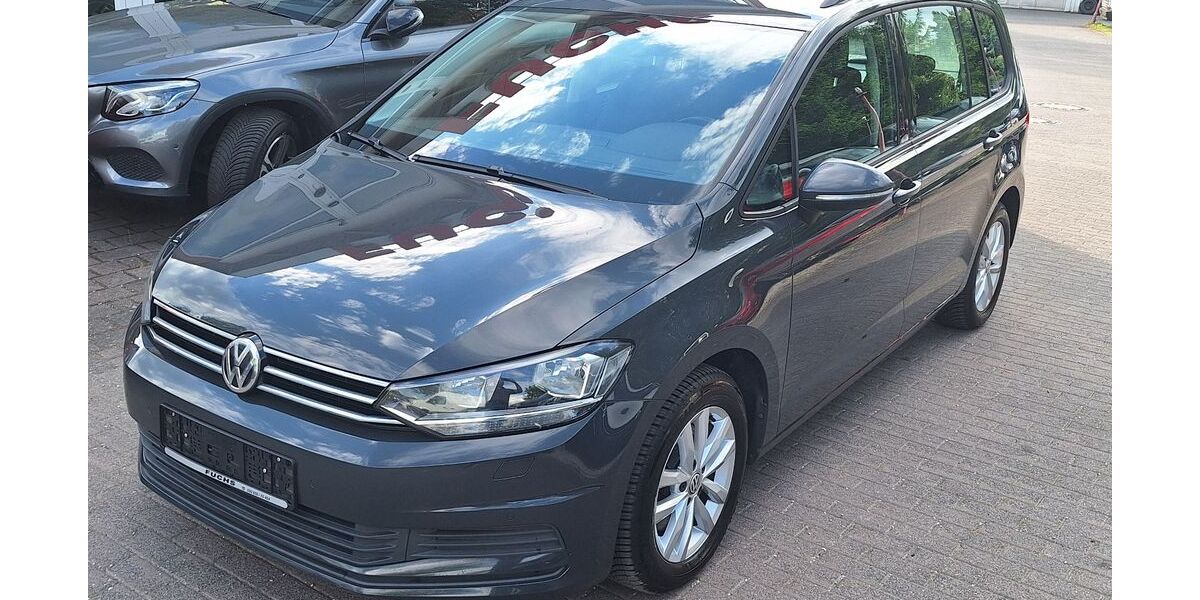 VW Touran 123.320 km 13.990 &euro; Fehrbellin 16833