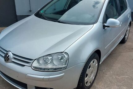 VW Golf 88.400 km 2.800 &euro; Falkensee 14612
