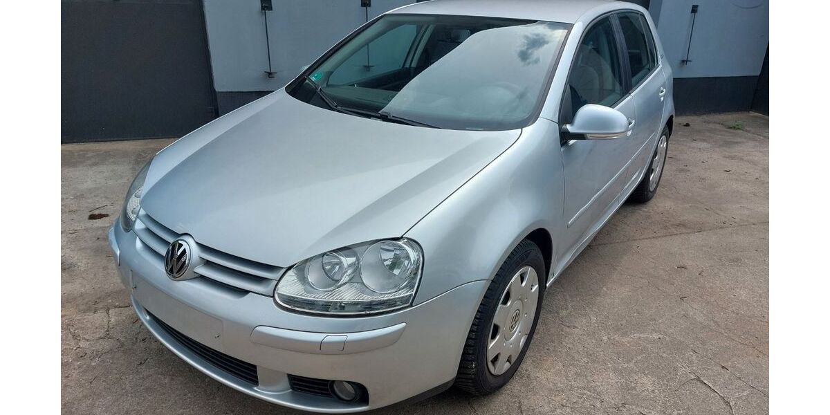 VW Golf 88.400 km 2.800 &euro; Falkensee 14612
