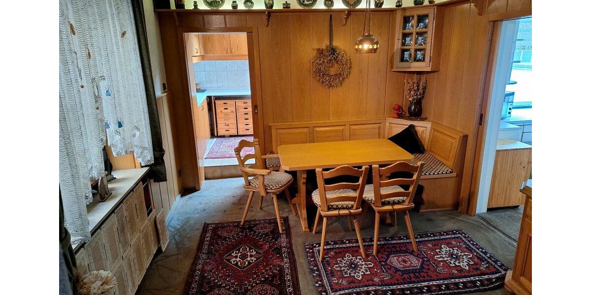 Einfamilienhaus Edenkoben - 7 Zimmer, 178 m&sup2;, 260.000&euro; | Angebot:27093866