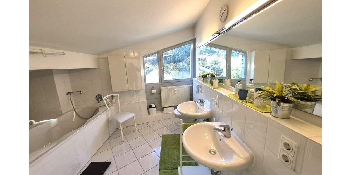 Etagenwohnung Traben-Trarbach Traben - 2 Zimmer, 119 m&sup2;, 450.000&euro; | Angebot:25777125
