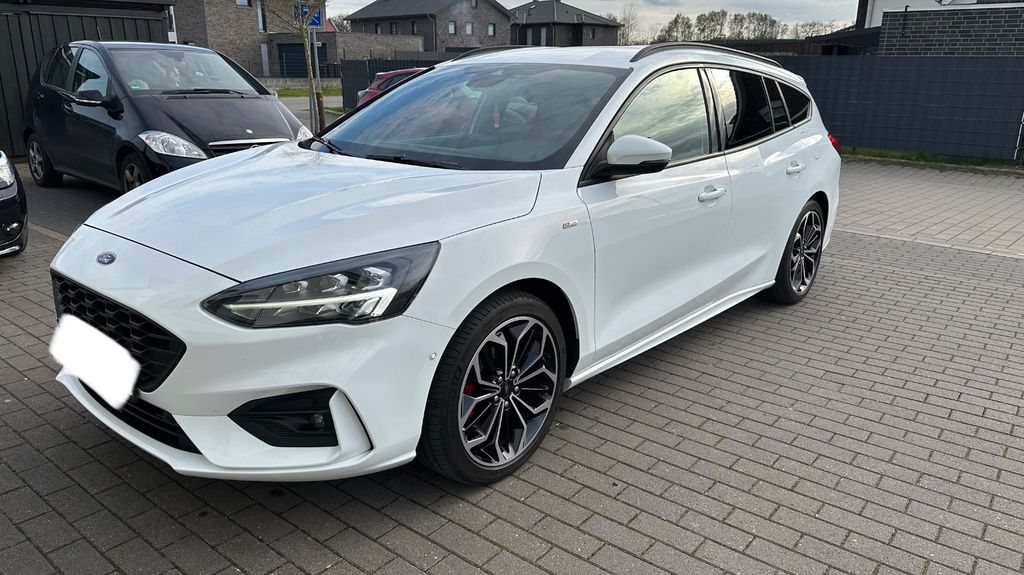 Ford Focus 126.000 km 12.800 &euro; Bersenbrück 49593