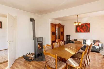 Haus Rheinau - 6 Zimmer, 150 m&sup2;, 285.000&euro; | Angebot:25199803