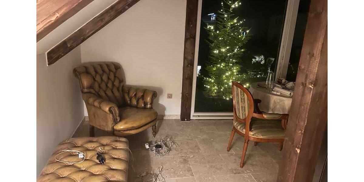 Dachgeschoßwohnung Siegen Kaan-Marienborn - 1 Zimmer, 50 m&sup2;, 500&euro; | Angebot:26273874