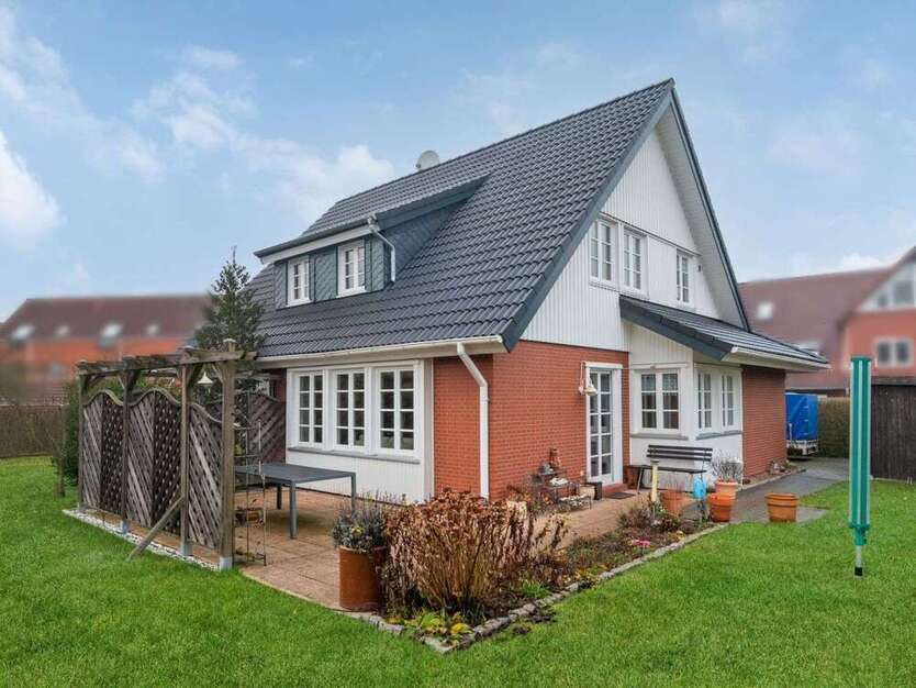 Haus zum Kaufen in Schwerin 486.000 € 152.4 m²
