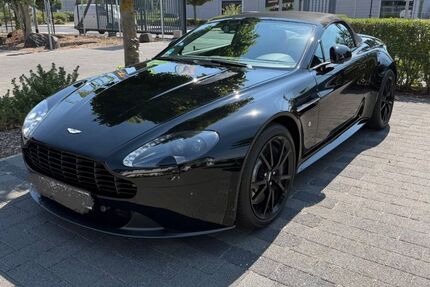 Aston Martin V8 Vantage 17.900 km 97.700 &euro; Koblenz 56072
