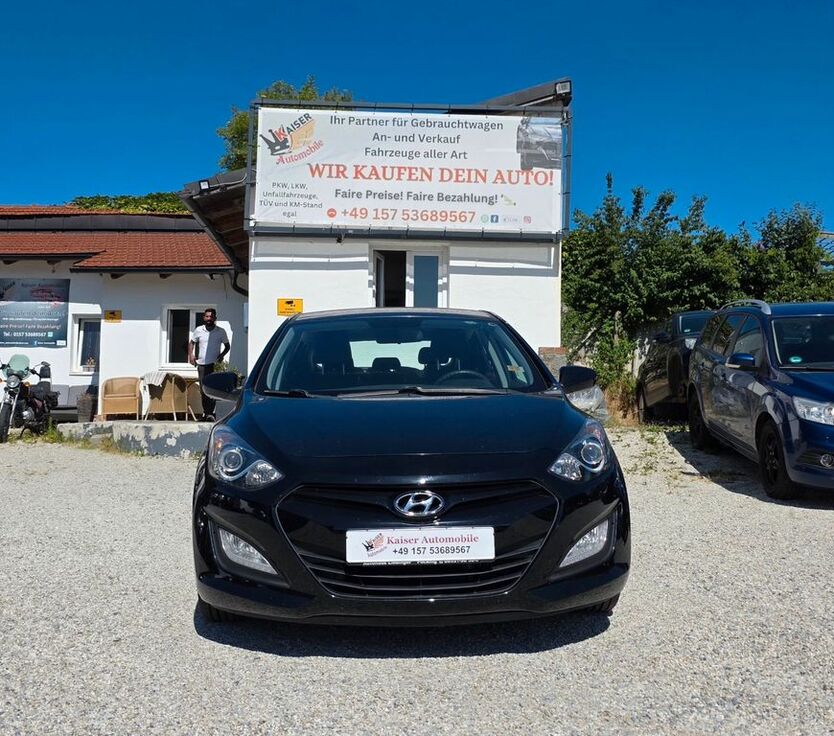 i30