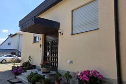 Firmensitz Kapitalanlage Anwesen + große Lagerhalle + große Außenhalle, Garagen, in 97723 Oberthulba-Schlimpfhof (ID 10575) 18 zimmer