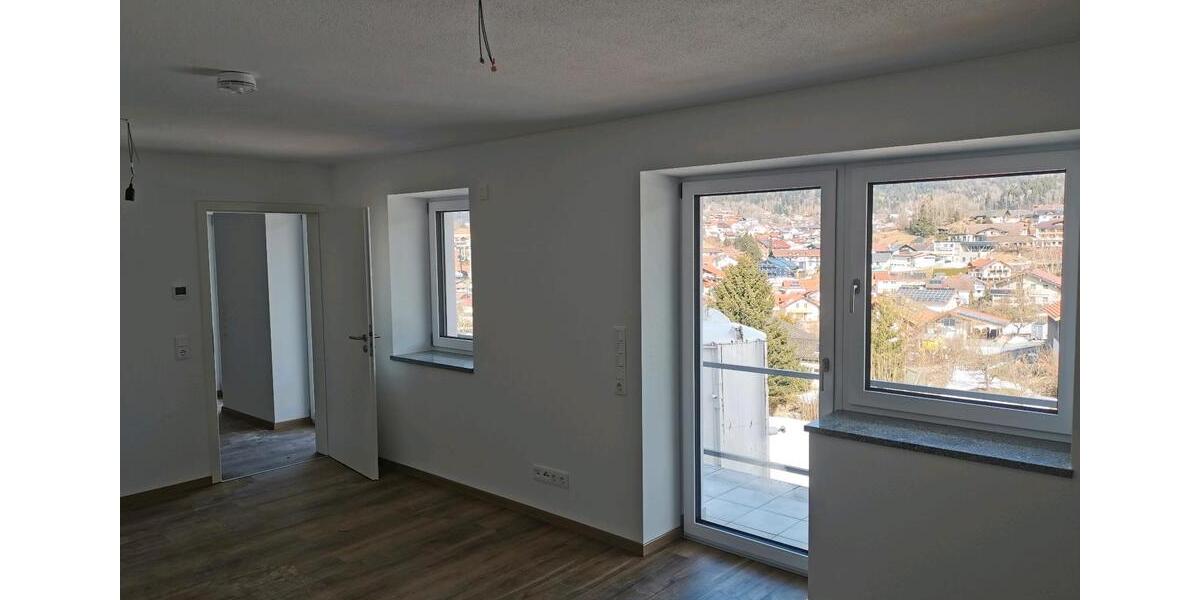 Etagenwohnung Bodenmais - 4 Zimmer, 95 m&sup2;, 950&euro; | Angebot:25204494