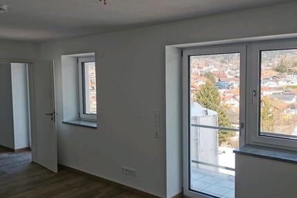 Wohnung Bodenmais - 4 Zimmer, 95 m&sup2;, 950&euro; | Angebot:25204494